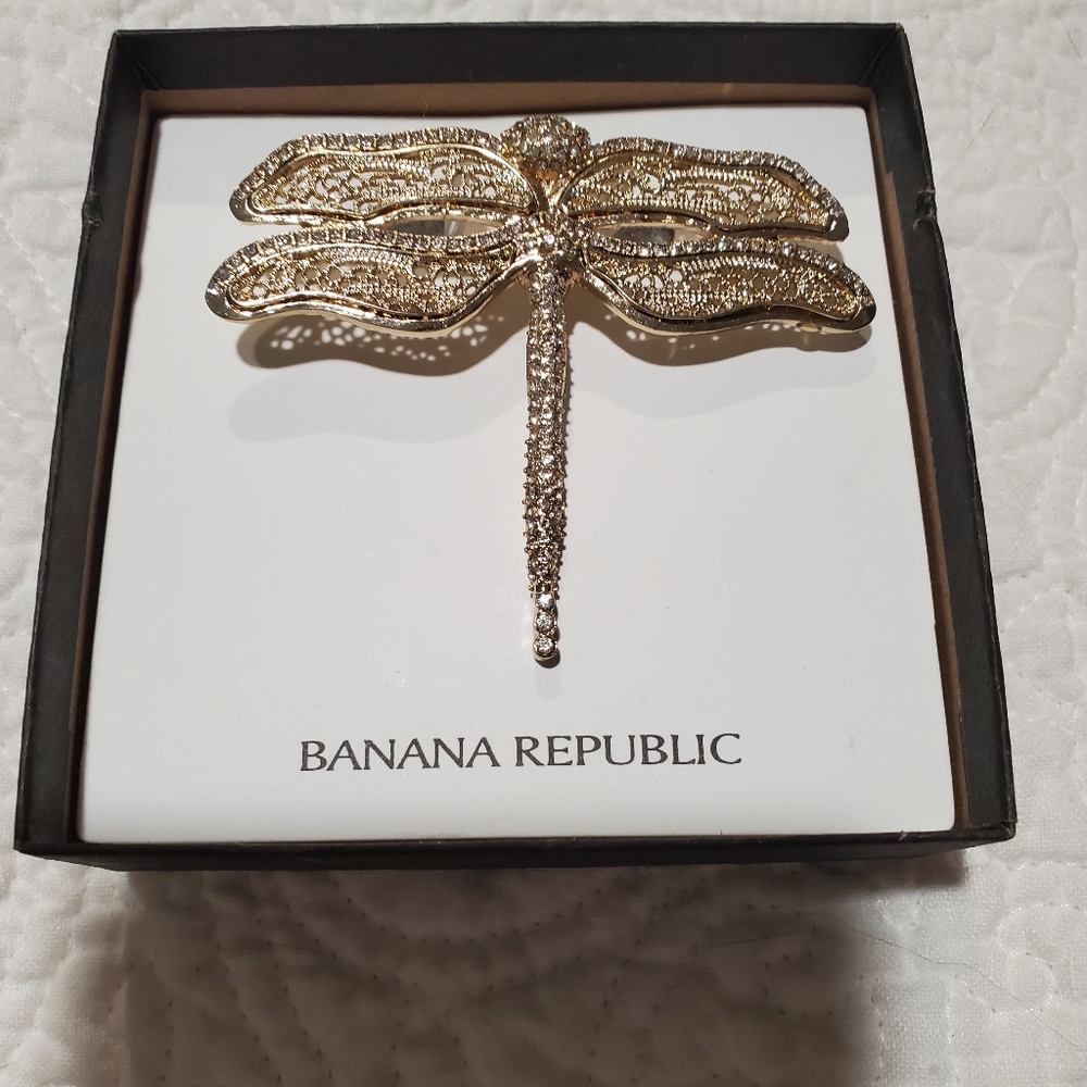 Banana Republic Yellow Metal Dragonfly Brooch / Pin